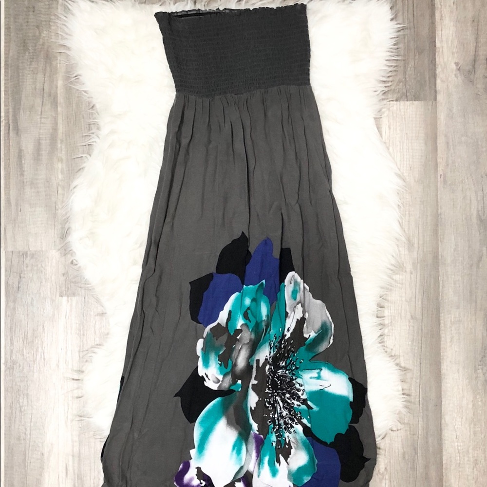 Rue 21 Strapless maxi dress, S
